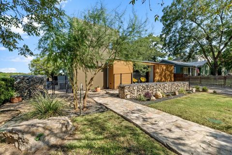 Tiny photo for 4000 Sinclair Ave, Austin, TX 78756 (MLS # 2820212)