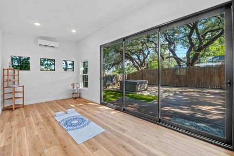 Tiny photo for 4000 Sinclair Ave, Austin, TX 78756 (MLS # 2820212)