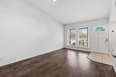 5601 Woodrow Ave Austin TX 78748