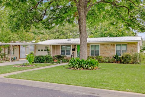 Tiny photo for 1314 Cloverleaf DR, Austin, TX 78723 (MLS # 5050927)