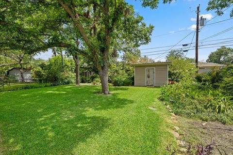 Tiny photo for 1314 Cloverleaf DR, Austin, TX 78723 (MLS # 5050927)