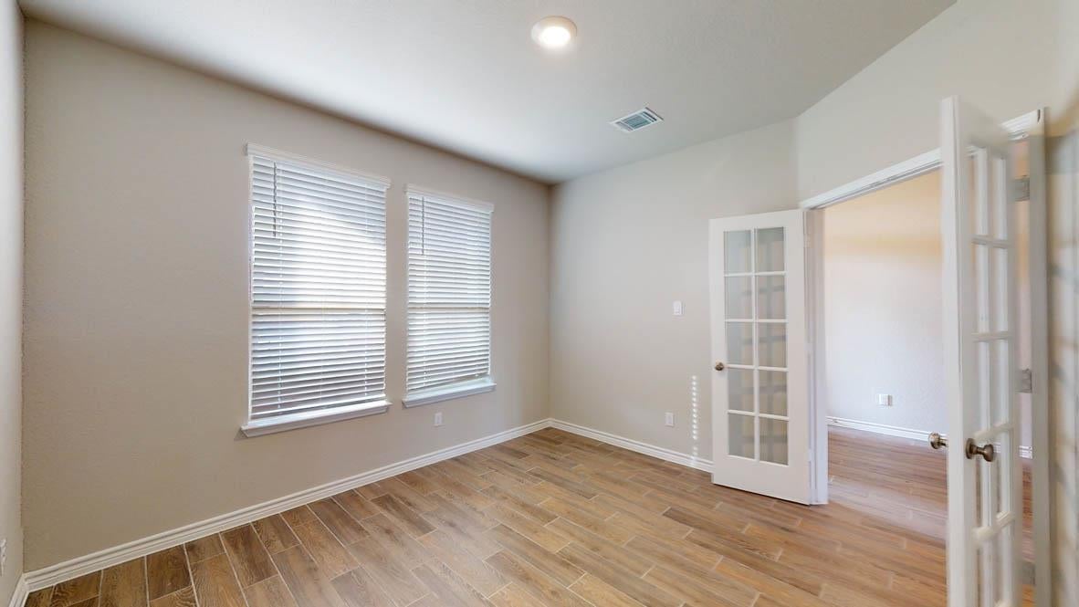 1907 Emery Ave