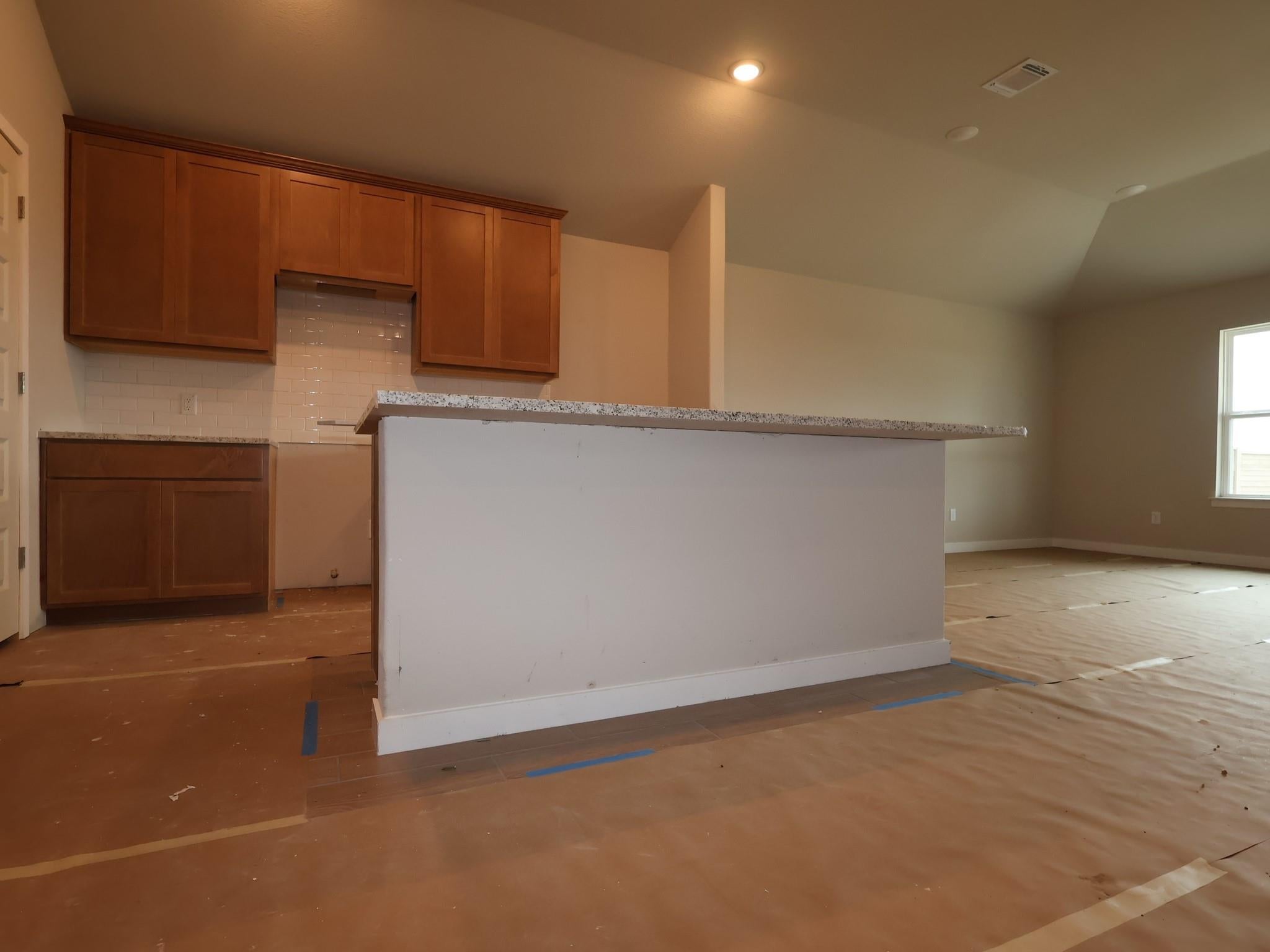 10200 Pink Billed Cuckoo DR
