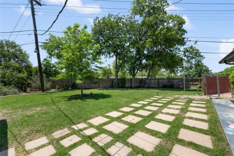 Tiny photo for 8500 Woodstone Dr DR #Unit A and Unit B, Austin, TX 78757 (MLS # 8474030)
