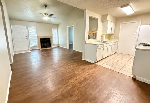 Photo of 2024 Redwing WAY, Round Rock, TX 78664 (MLS # 8073569)