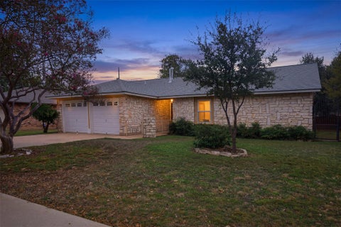 Photo of 12905 Powderhorn ST, Austin, TX 78727 (MLS # 5164915)