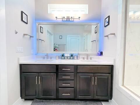 Tiny photo for 807 E 16th ST #B, Austin, TX 78702 (MLS # 7780867)