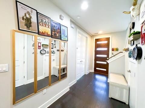 Tiny photo for 807 E 16th ST #B, Austin, TX 78702 (MLS # 7780867)