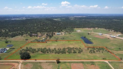 Photo of 255 Skyline DR, Marble Falls, TX 78654 (MLS # 4087192)