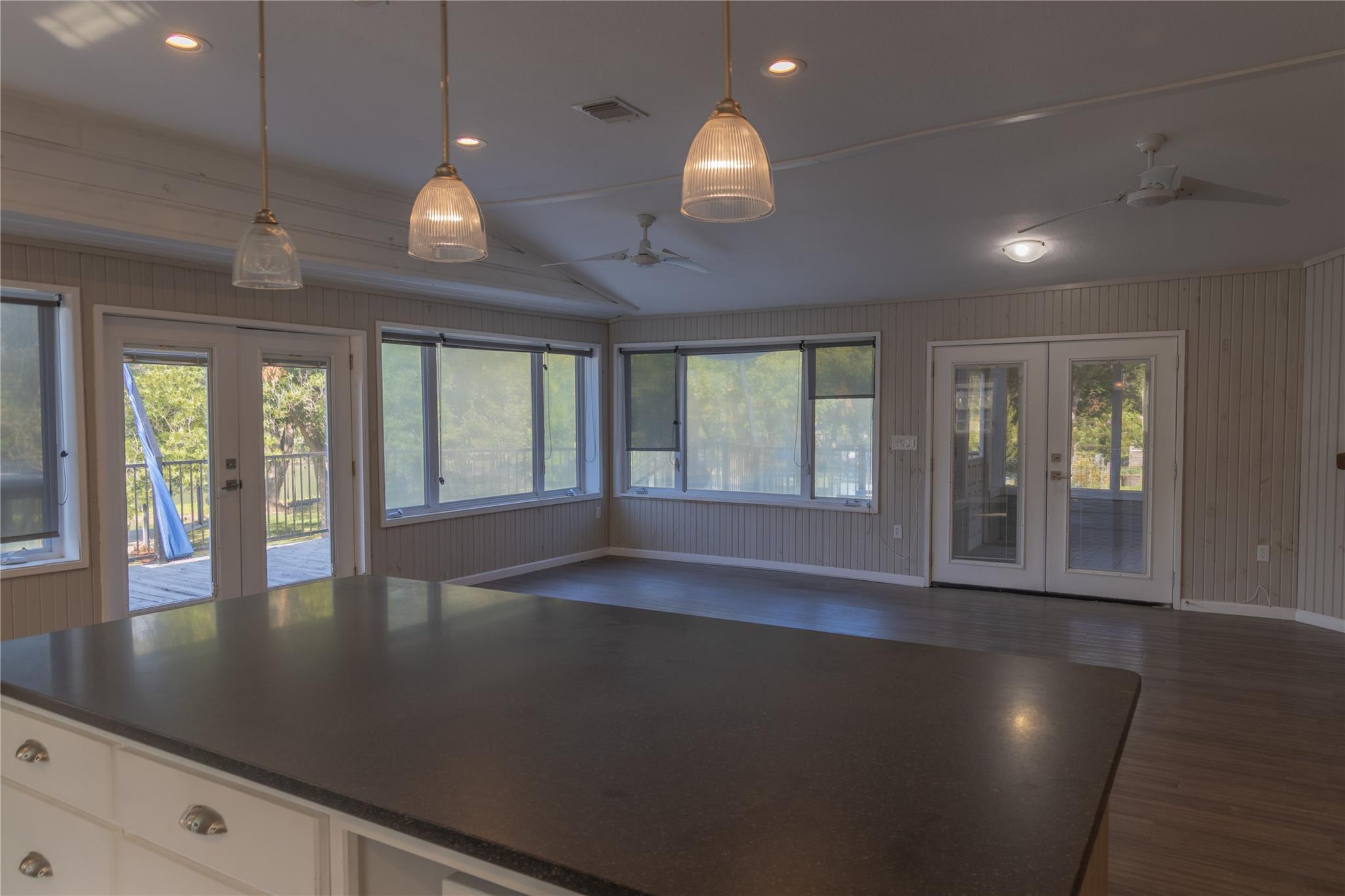 120 Erskine Ferry RD
