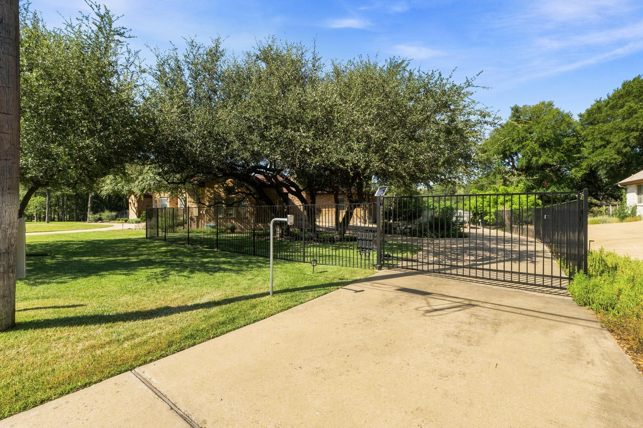 2308 Walsh DR