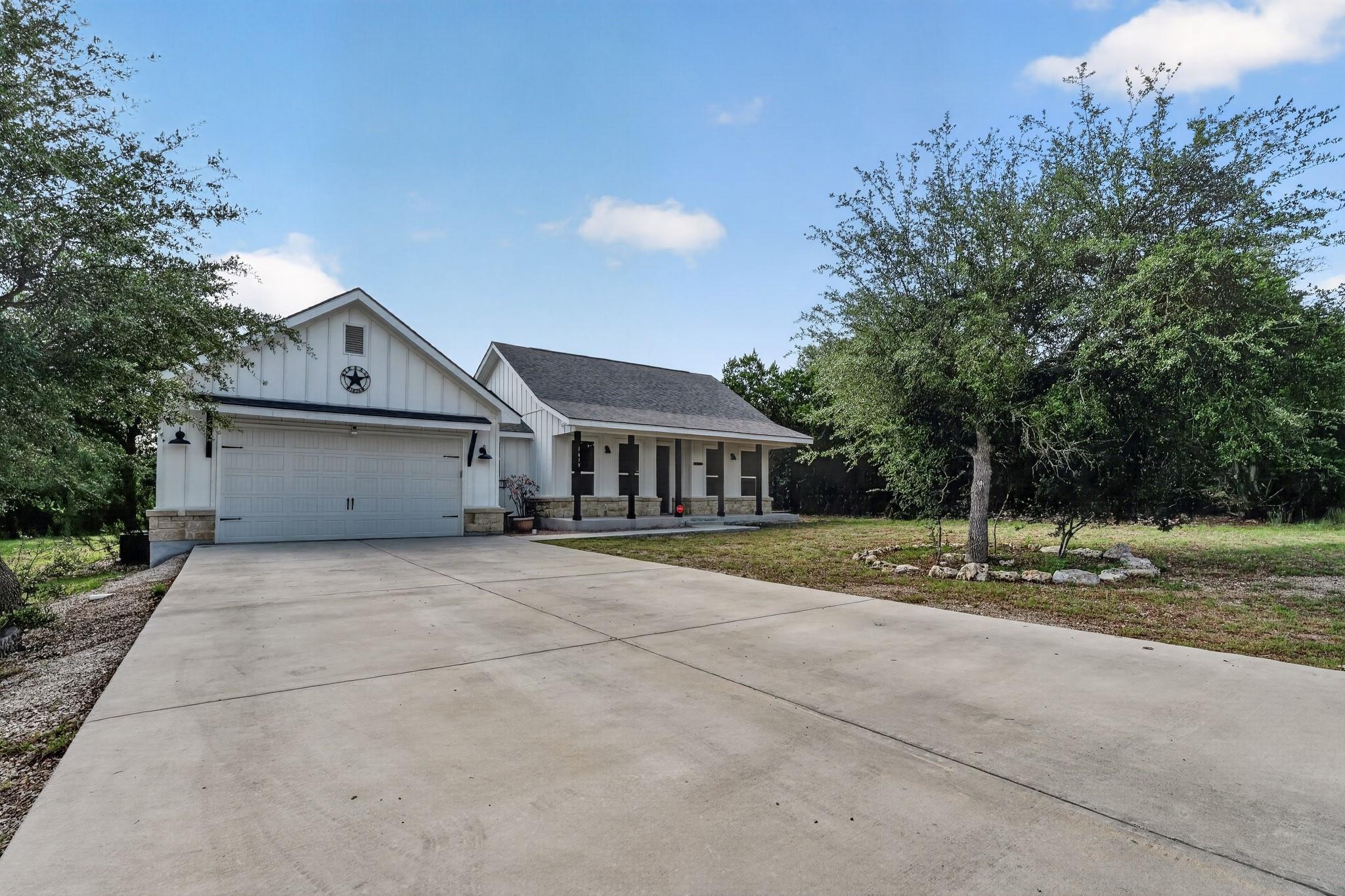 1619 Scenic View DR