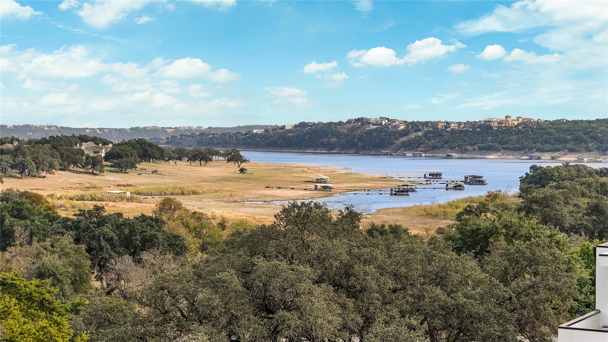 2003 Highland Lake DR