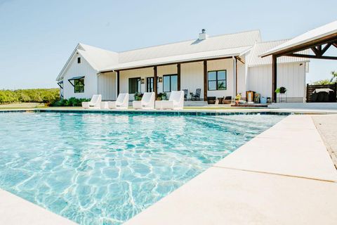 Photo of 2300 W Fitzhugh RD, Dripping Springs, TX 78620 (MLS # 1847489)