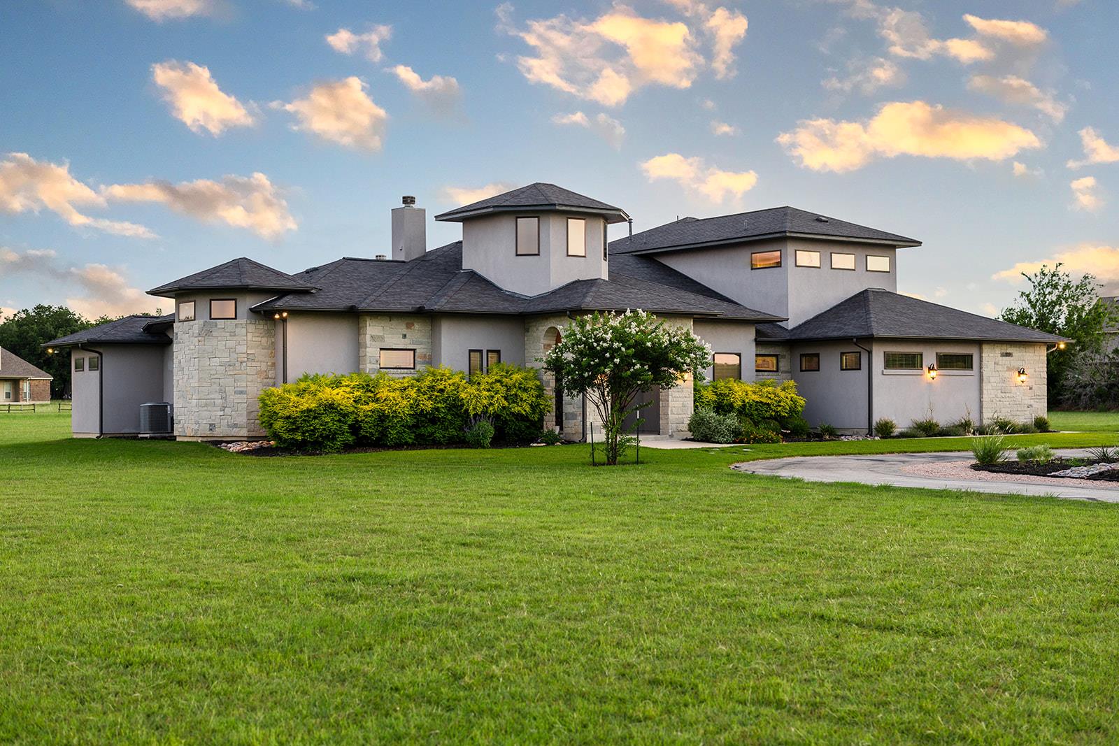 124 Park Place DR