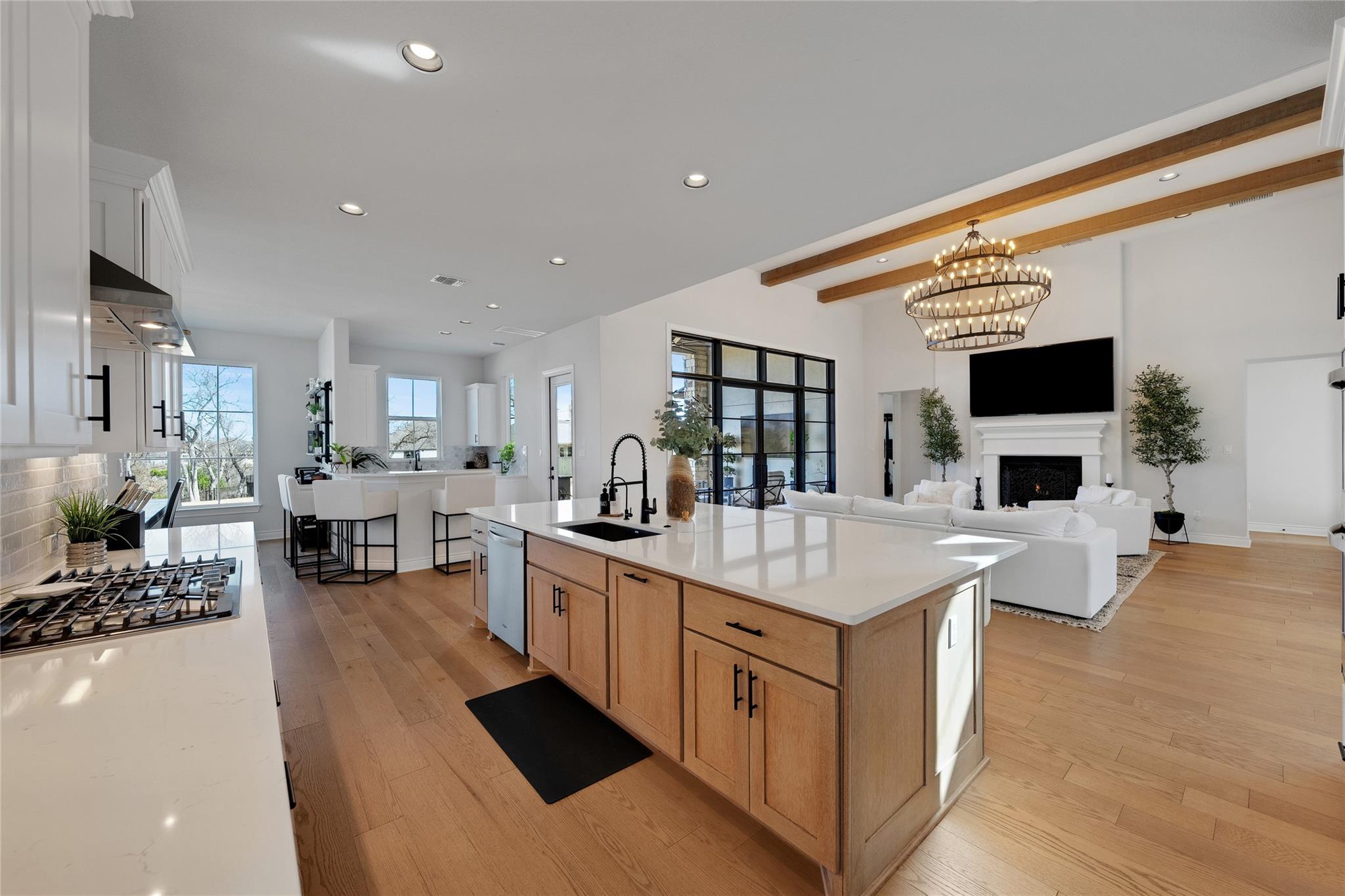 120 La Ventana DR