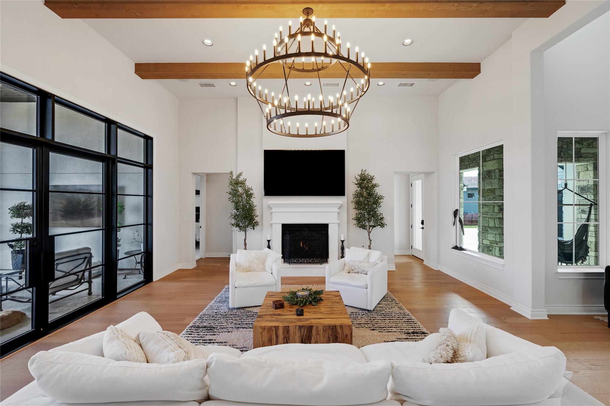 120 La Ventana DR