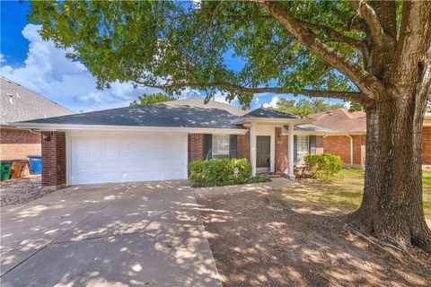 Photo of 8309 Edgemoor PL, Austin, TX 78749 (MLS # 2922029)
