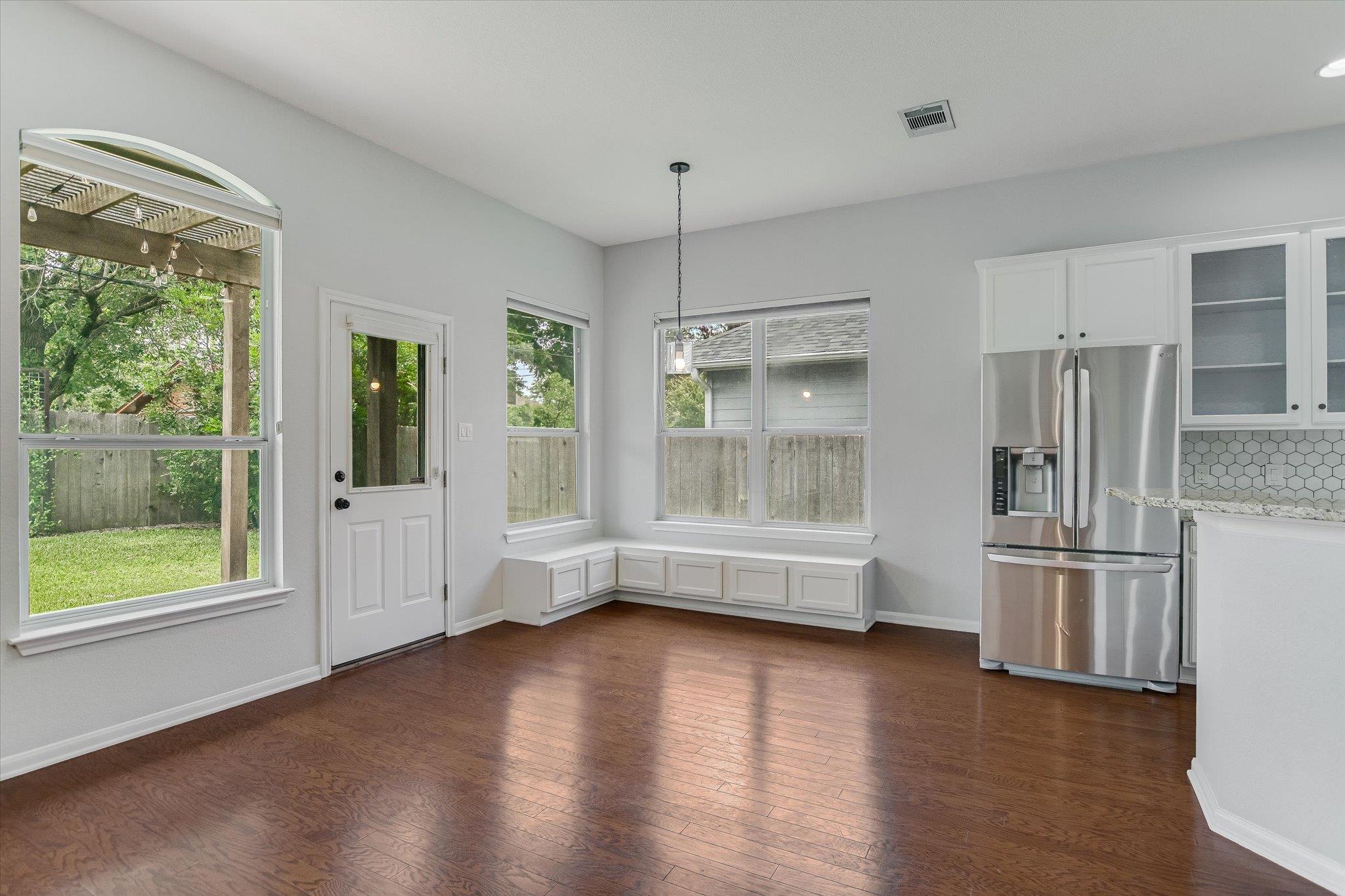 Austin, Texas 78757, United States, 3 Bedrooms Bedrooms, ,2 BathroomsBathrooms,Residential,Active,168819