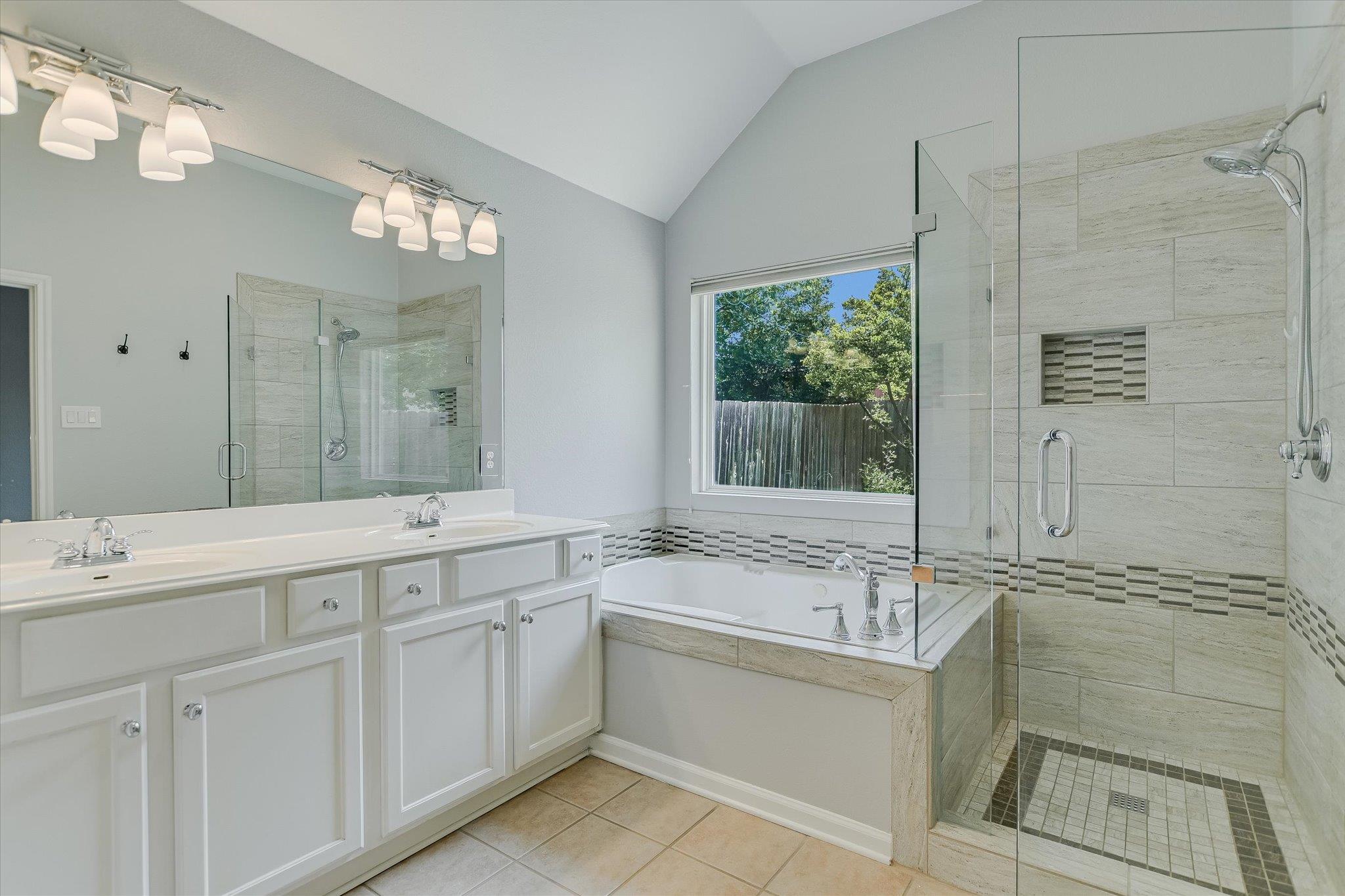 Austin, Texas 78757, United States, 3 Bedrooms Bedrooms, ,2 BathroomsBathrooms,Residential,Active,168819