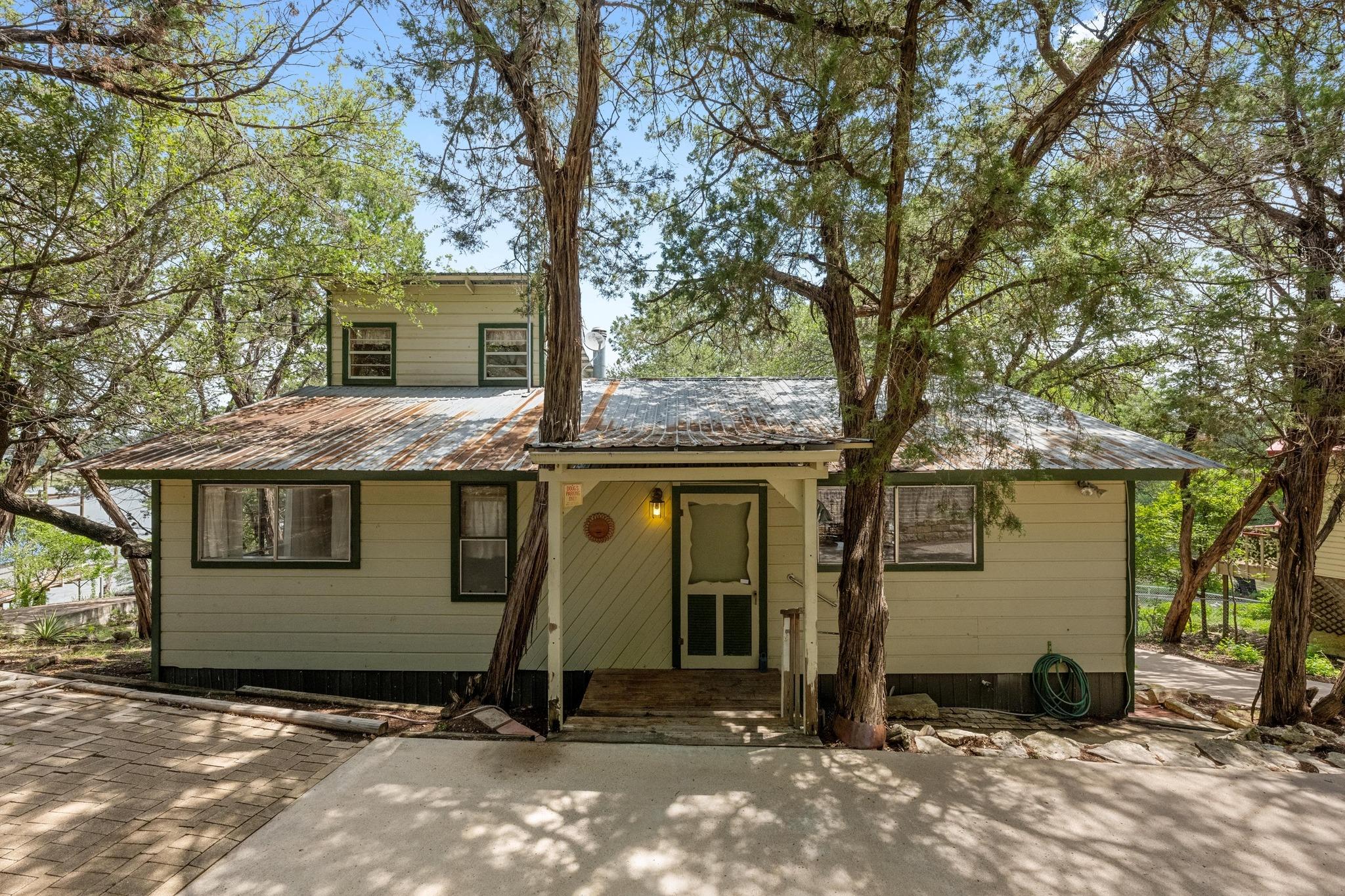 20926 W Lakeshore DR