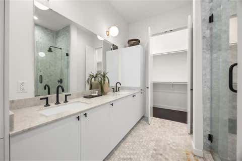 Tiny photo for 800 Embassy DR #602, Austin, TX 78702 (MLS # 1864056)