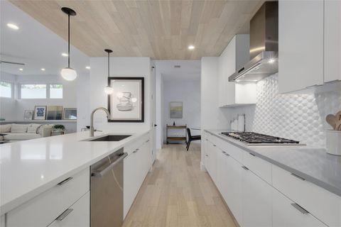 Tiny photo for 3021 Fontana DR #A, Austin, TX 78704 (MLS # 1454090)