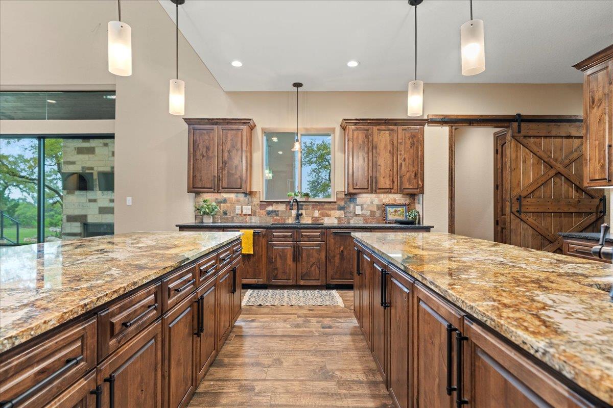 1951 Bridlewood Ranches DR