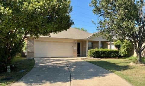 Photo of 234 N Crossing TRL, Round Rock, TX 78665 (MLS # 2197508)