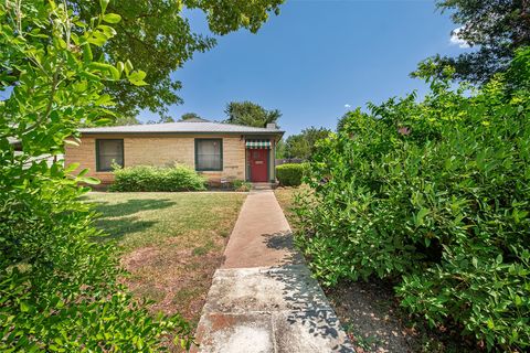 Photo of 1804 Cullen Ave, Austin, TX 78757 (MLS # 3739917)