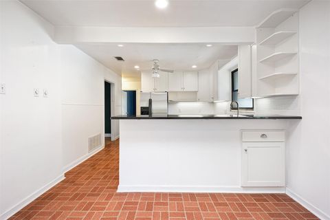 Tiny photo for 1804 Cullen Ave, Austin, TX 78757 (MLS # 3739917)