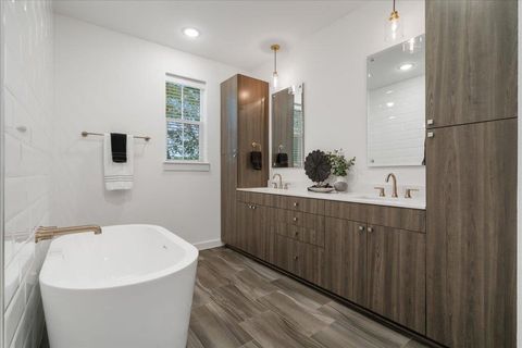 Tiny photo for 2624 Metcalfe RD #10, Austin, TX 78741 (MLS # 1835171)