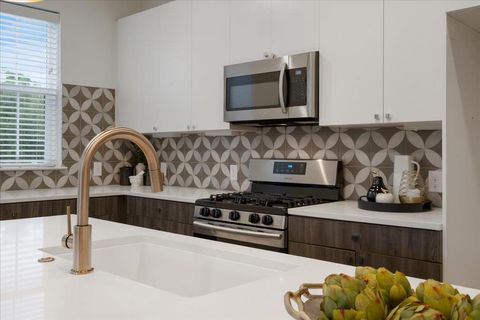 Tiny photo for 2624 Metcalfe RD #10, Austin, TX 78741 (MLS # 1835171)