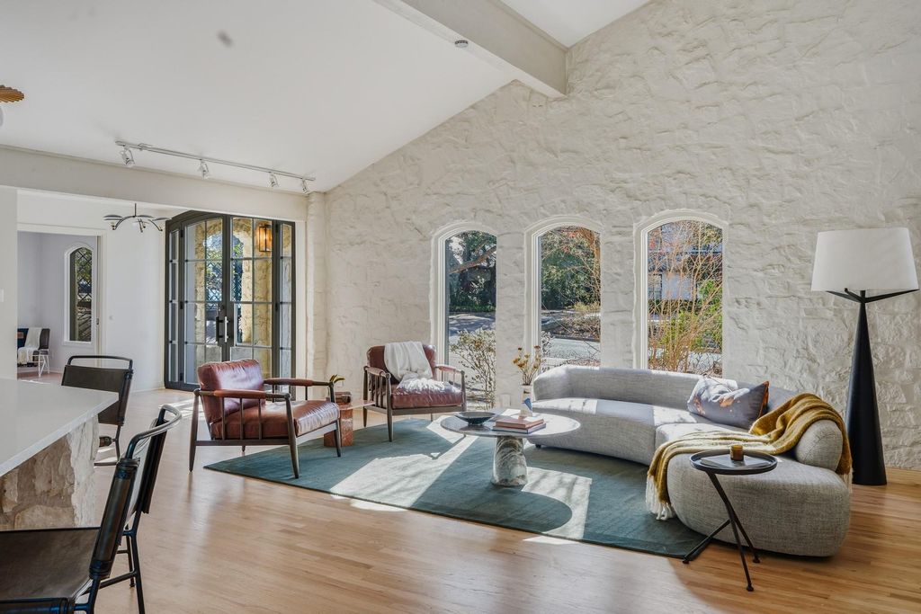 Photo of 2609 Maria Anna RD, Austin, TX 78703 (MLS # 4890818)