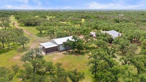 1291 Sandy Oaks Ranch RD Johnson City TX 78636