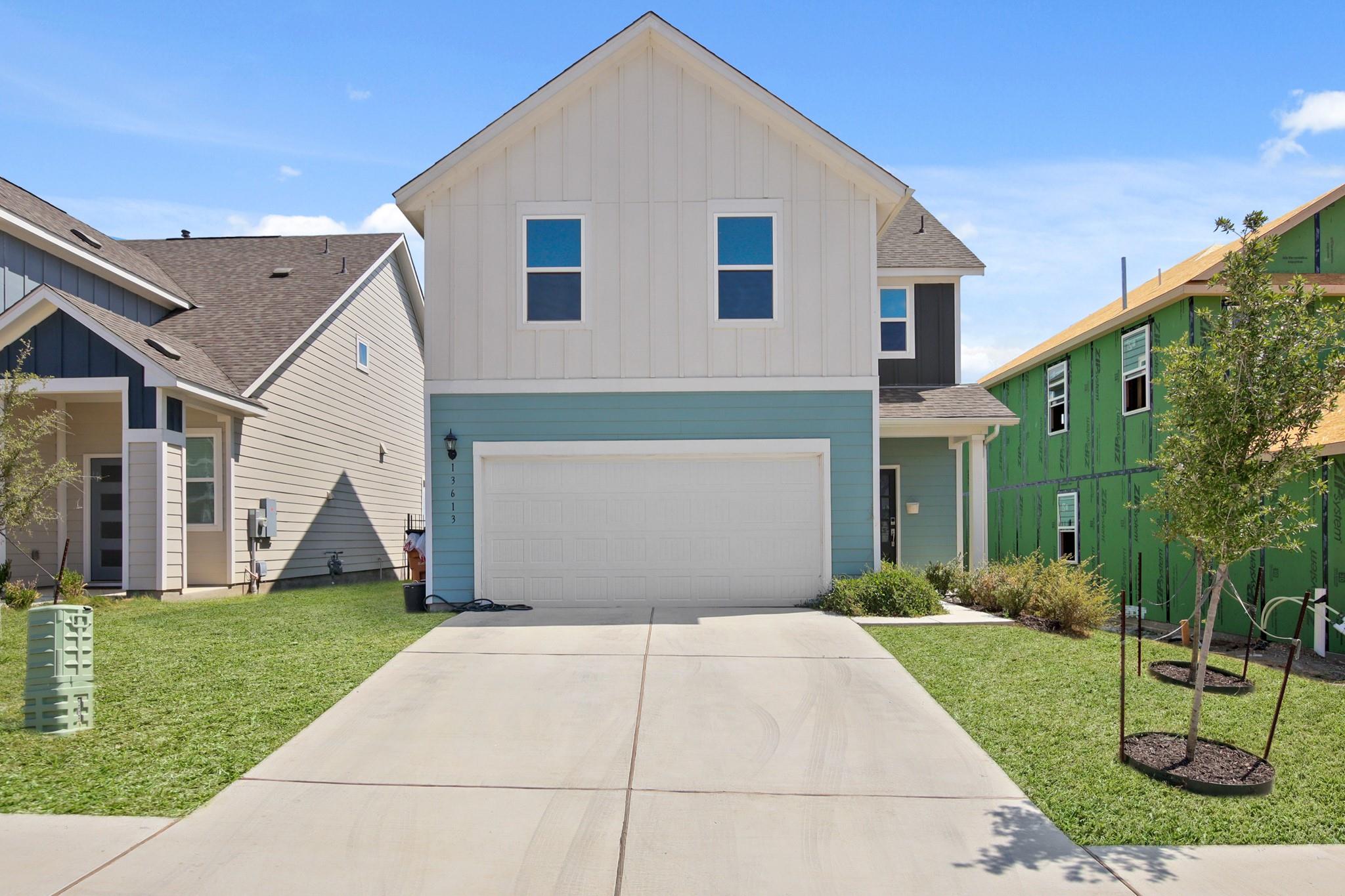 13613 Long Island DR