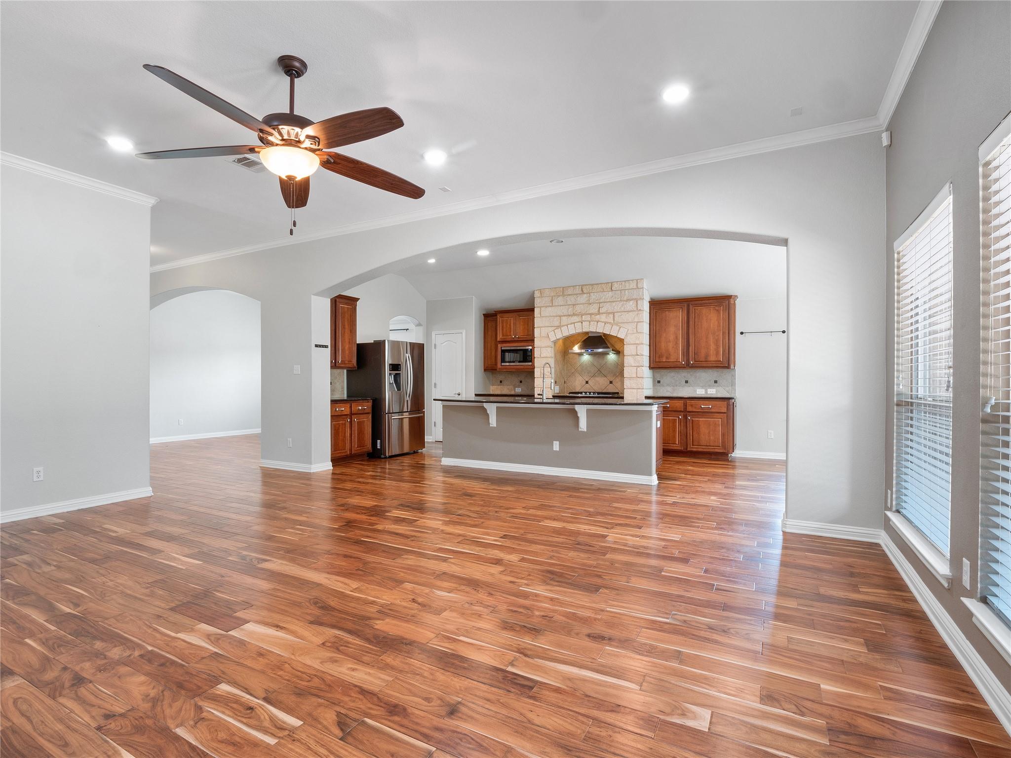 802 Wood Mesa DR
