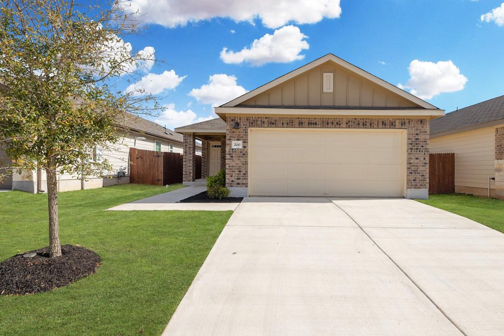 Photo of 200 Longmount CV, Liberty Hill, TX 78642 (MLS # 3005852)