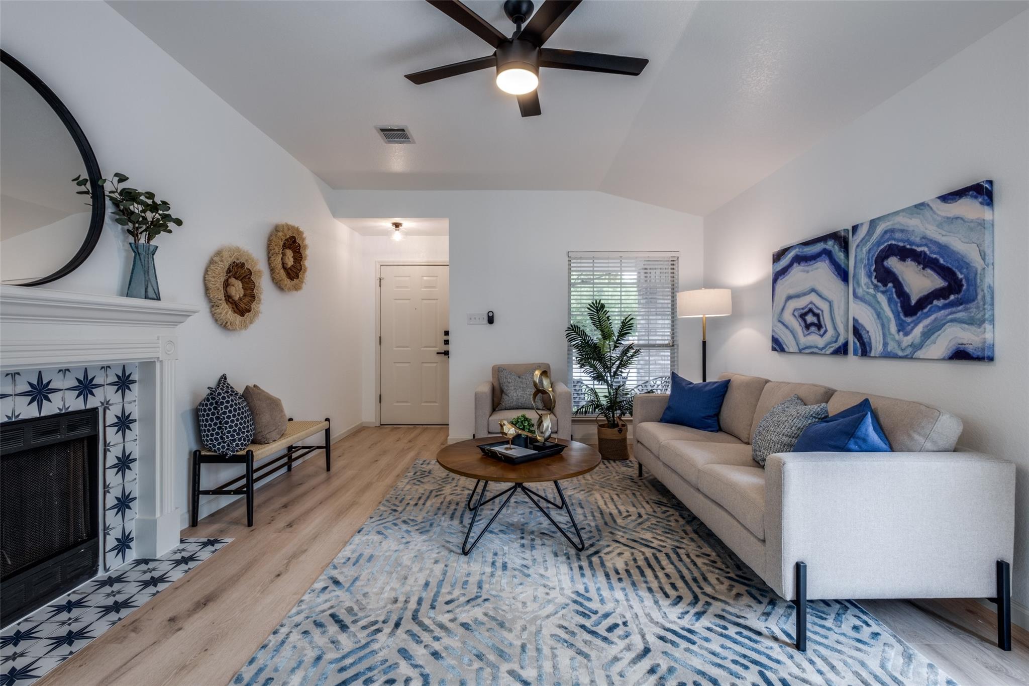 1213 Darless DR