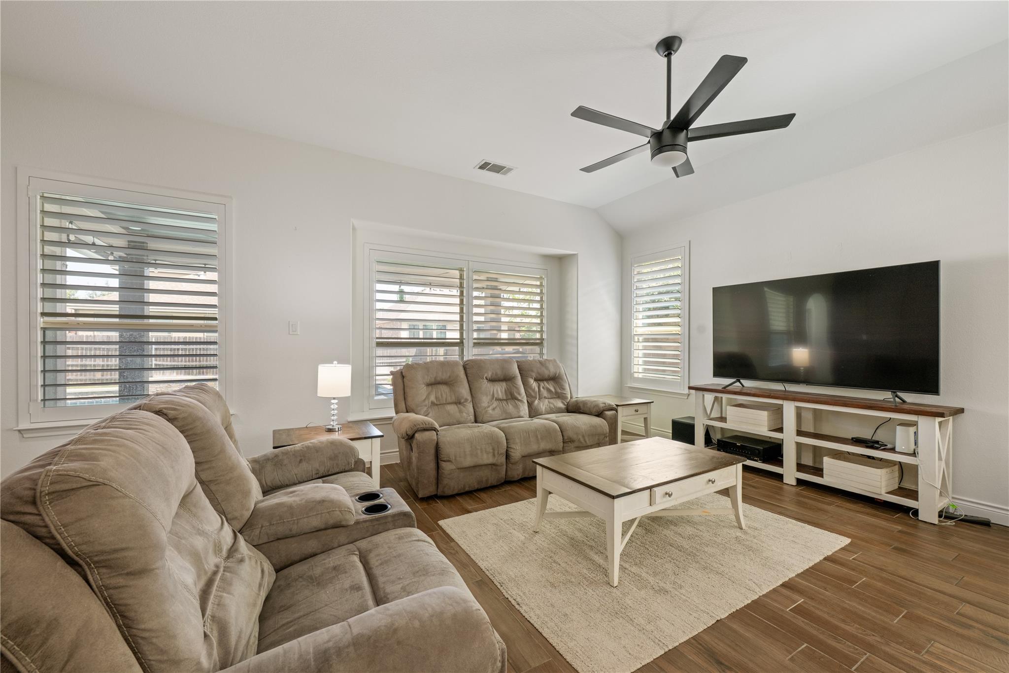 19312 Melwas WAY