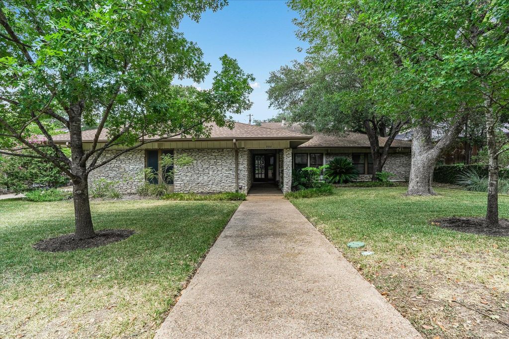 Photo for 3500 Taylors DR, Austin, TX 78703 (MLS # 3020630)