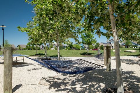Tiny photo for 9015 Cattle Baron PATH #404, Austin, TX 78747 (MLS # 6592637)