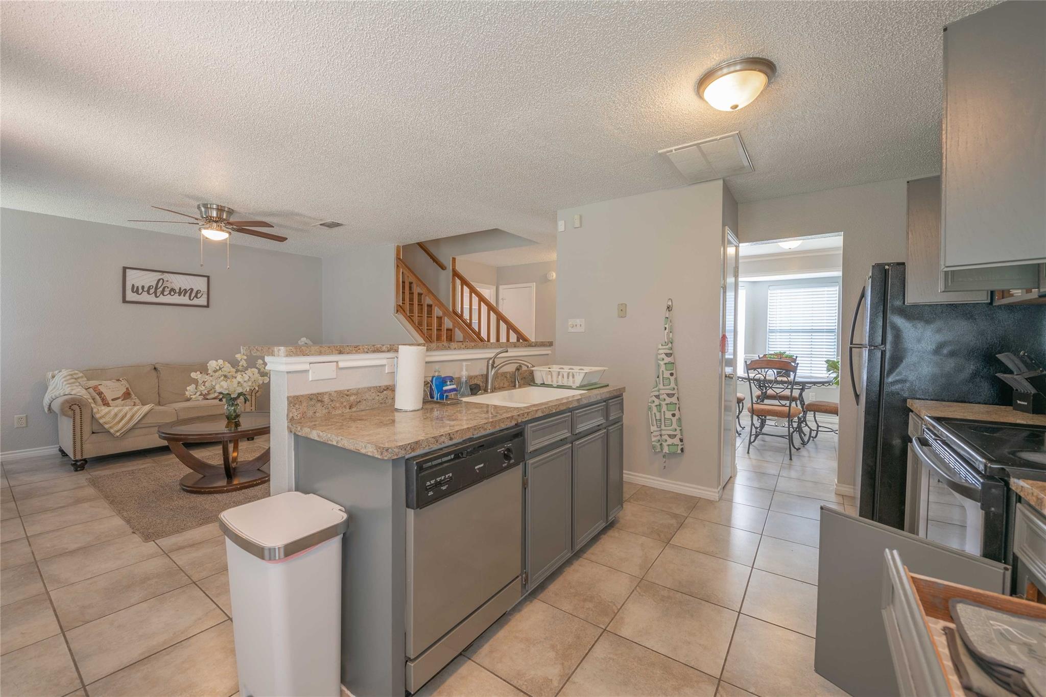 2608 Willow Springs RD
