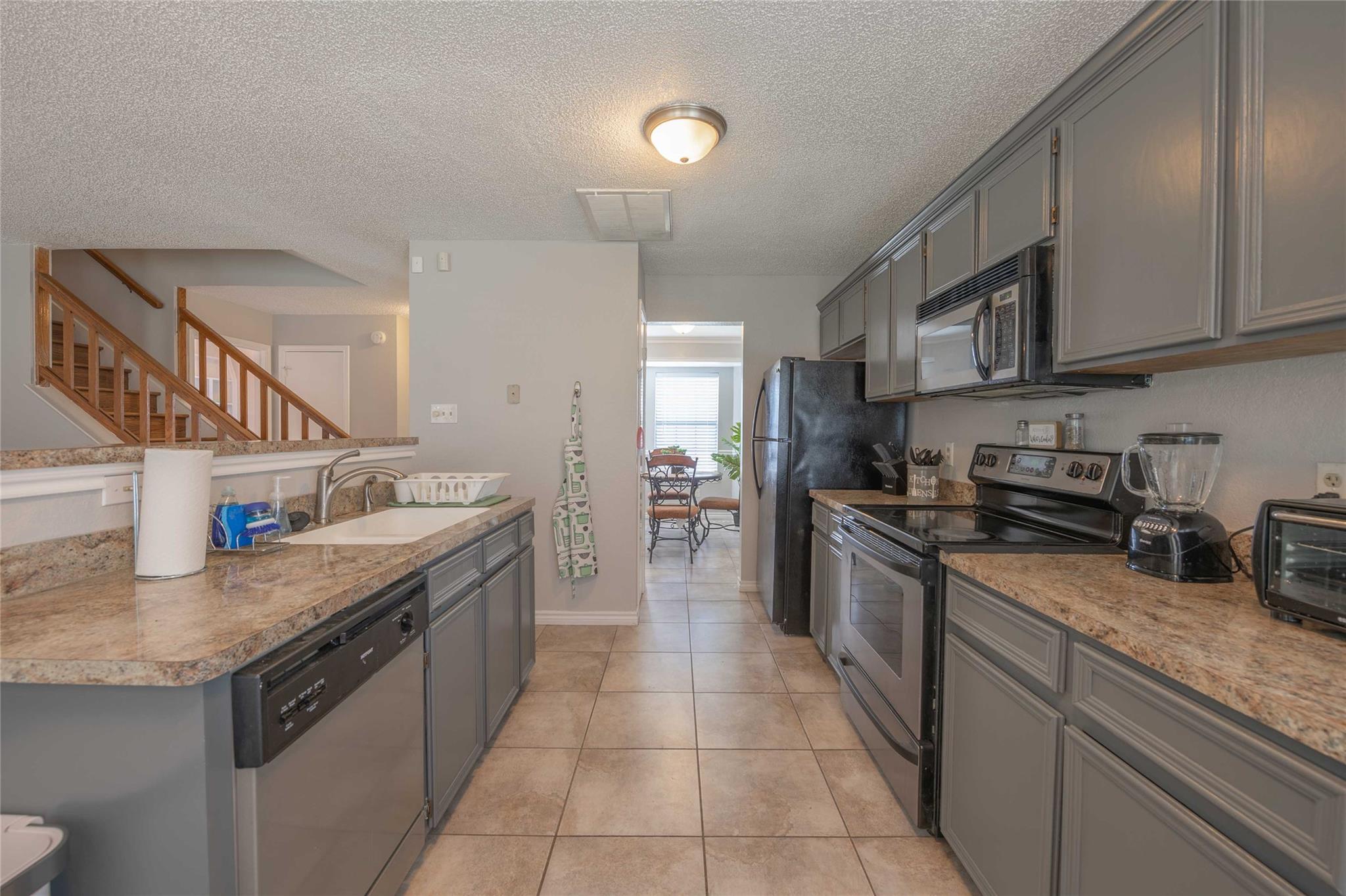 2608 Willow Springs RD