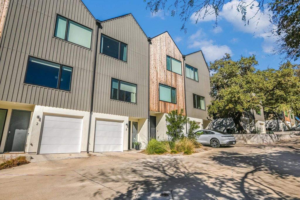 Photo of 410 W Alpine RD #3, Austin, TX 78704 (MLS # 6735584)