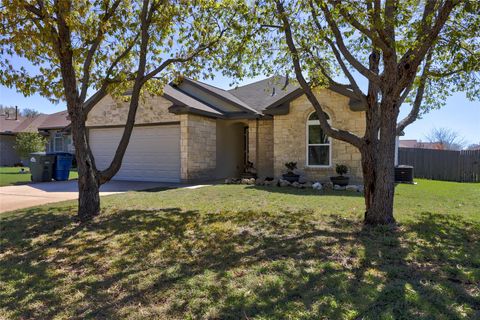 Photo of 606 Los Robles RD, Leander, TX 78641 (MLS # 4153539)