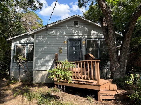 Photo of 807 Bouldin Ave, Austin, TX 78704 (MLS # 2352195)