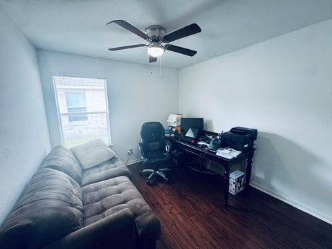Tiny photo for 4216 Veiled Falls DR, Pflugerville, TX 78660 (MLS # 6732306)