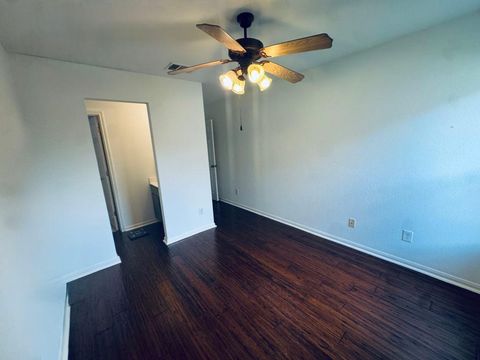 Tiny photo for 4216 Veiled Falls DR, Pflugerville, TX 78660 (MLS # 6732306)
