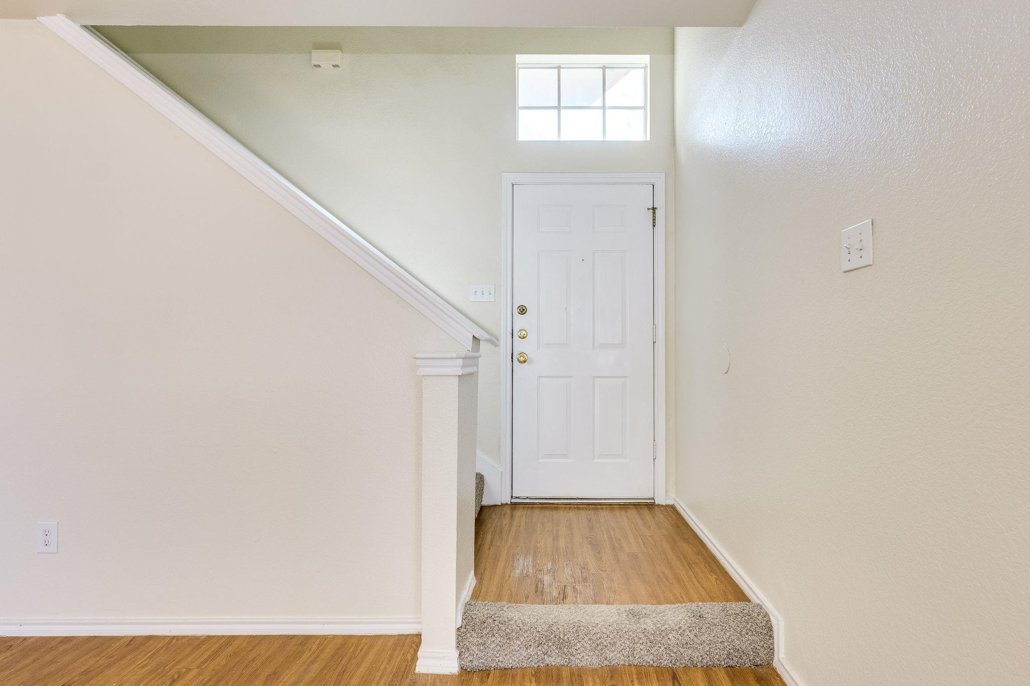 844-846 Sagewood TRL